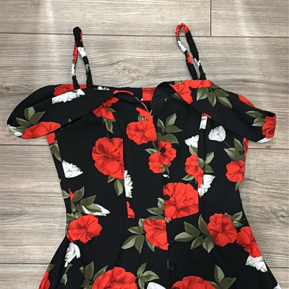 Black & Red Floral Pattern High-Low Dress Strap & Off Shoulder Woman’s Size 6